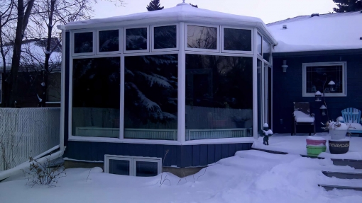 Extend your sunroom season